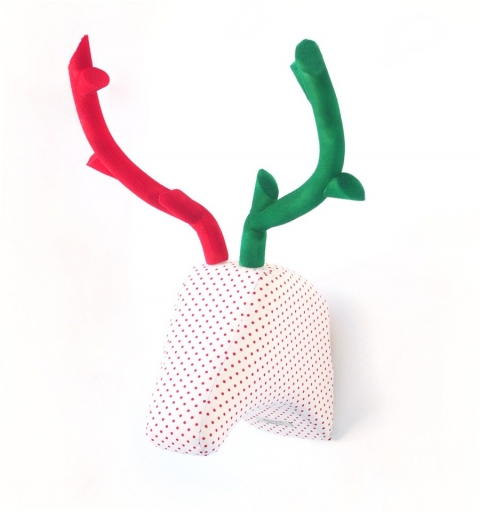 Cabeza trofeo ciervo polka dots